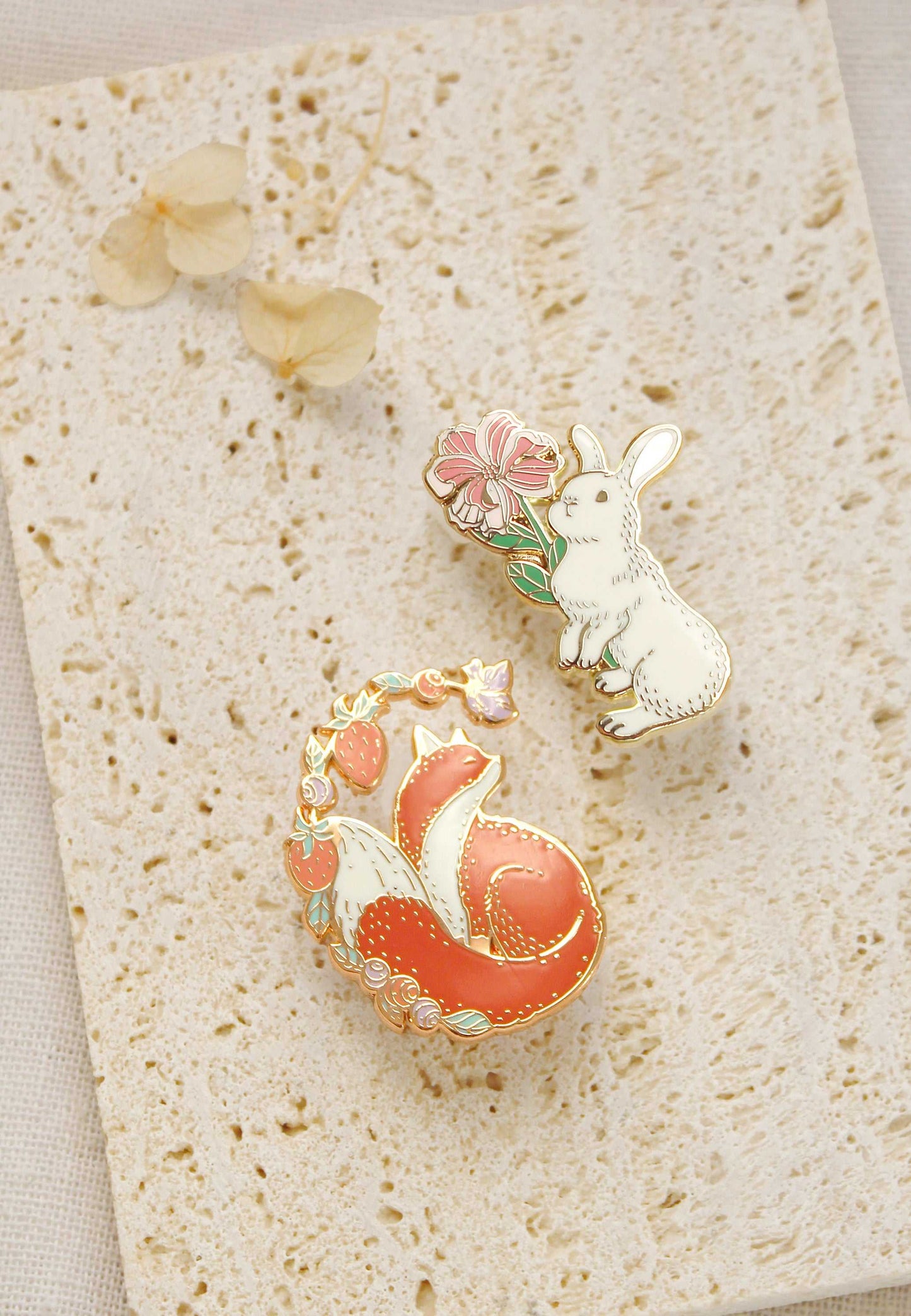 Fox&Berry Enamel Pin Brooches & Lapel Pins