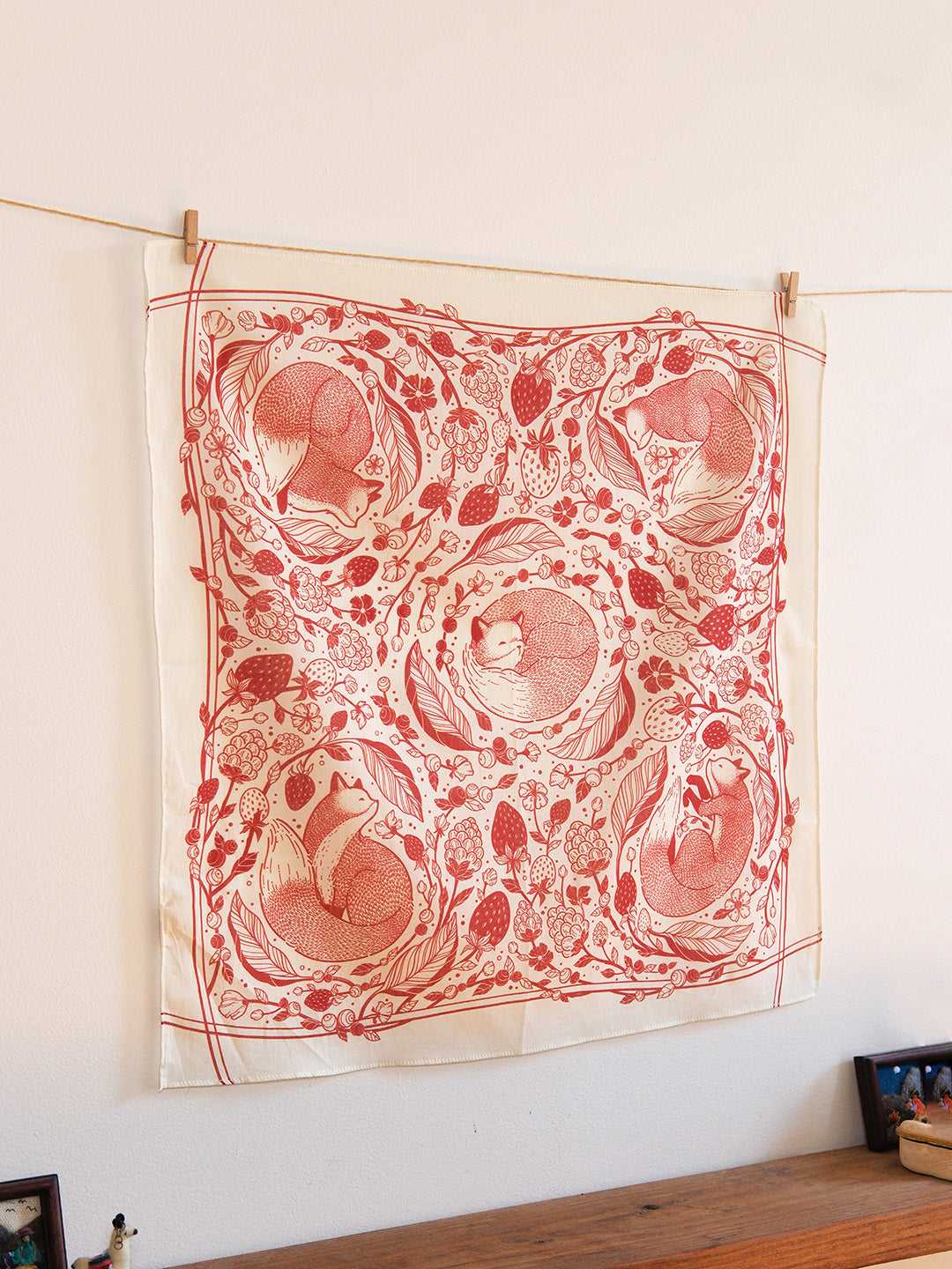 Fox&Berry Bandana Scarf (Off-White)