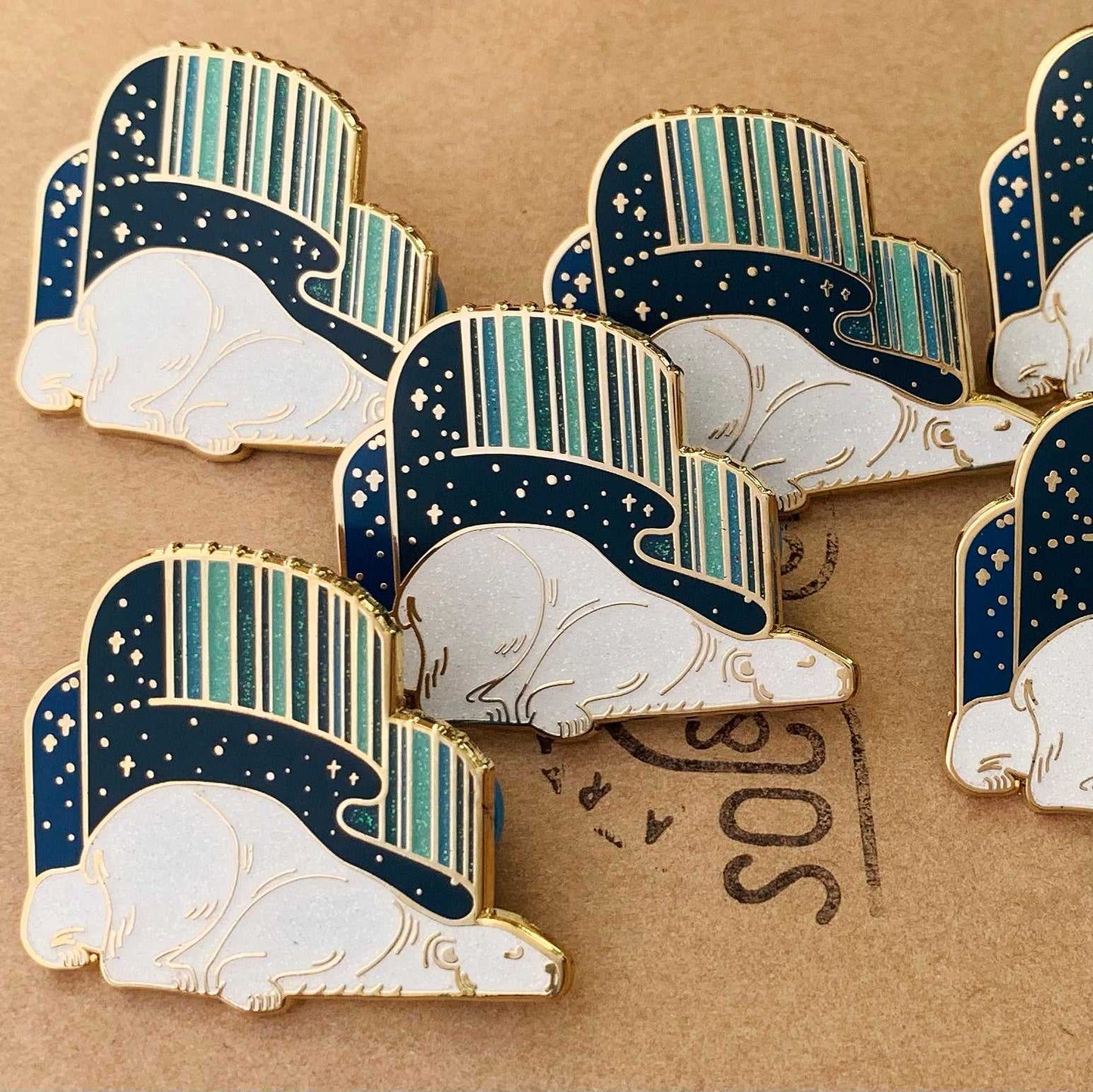 Polar Bear with Aurora enamel pin Brooches & Lapel Pins