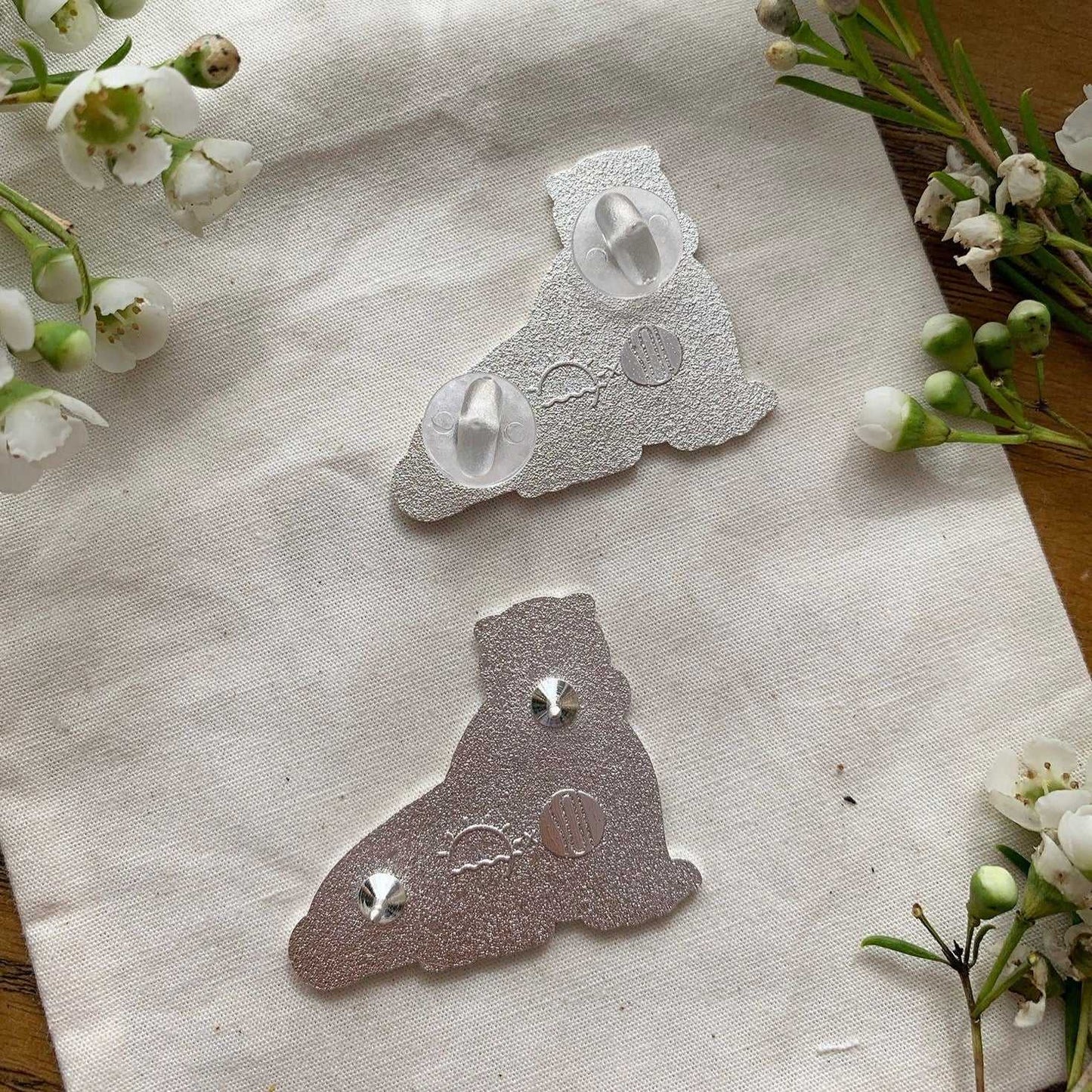 Snow Leopard Enamel Pin Brooches & Lapel Pins