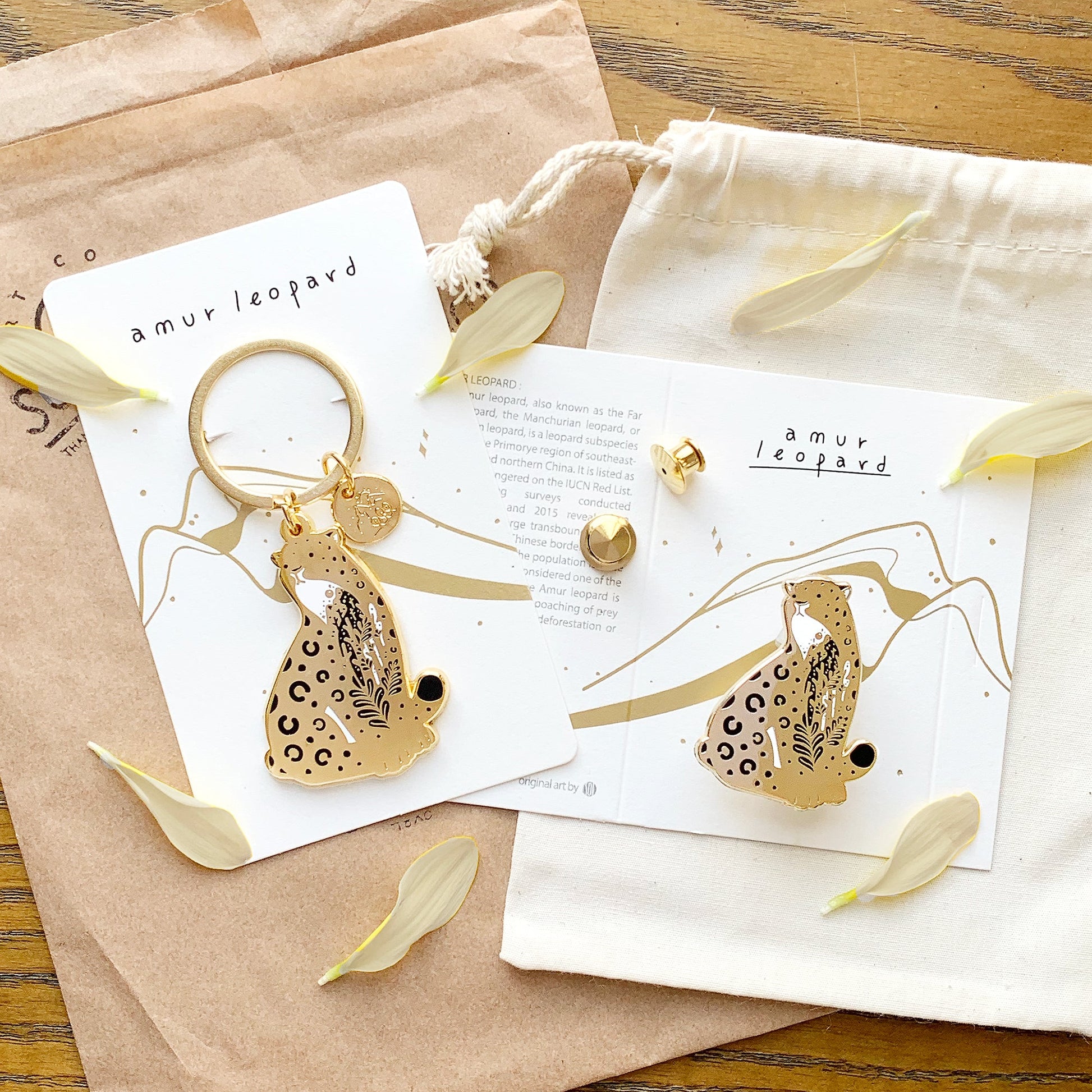 Leopard Enamel Keyring + Pin set