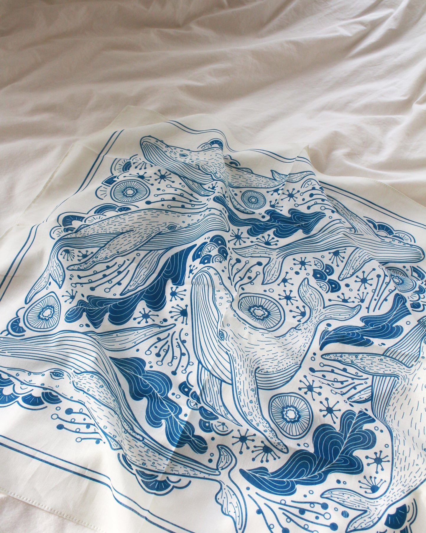 Whale tote bag + Bandana Gift set (Off-white)